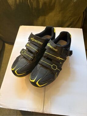 Black and Yellow Cycling Shoes